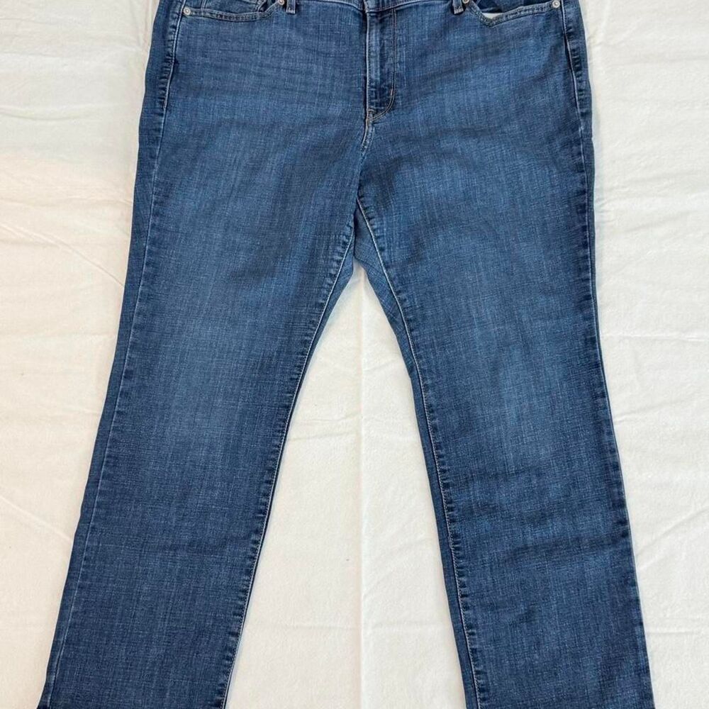 Levi-s Women's Blue and Navy Jeans